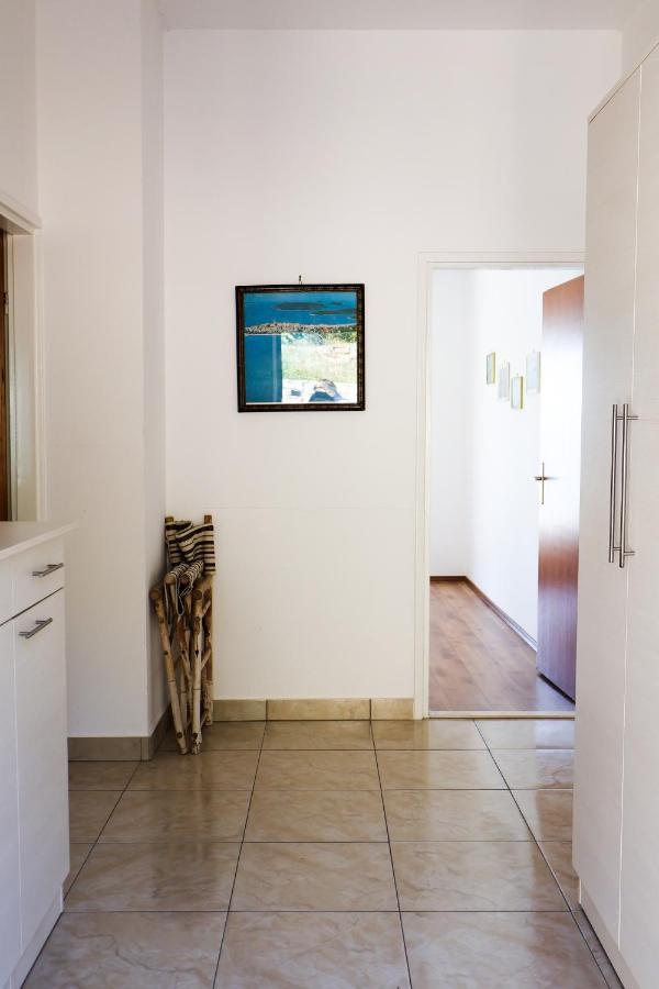 Apartman Klara Lumbarda Kültér fotó
