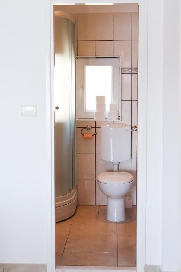 Apartman Klara Lumbarda Kültér fotó